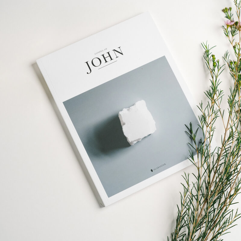 Book of Psalms with flower – Image 2